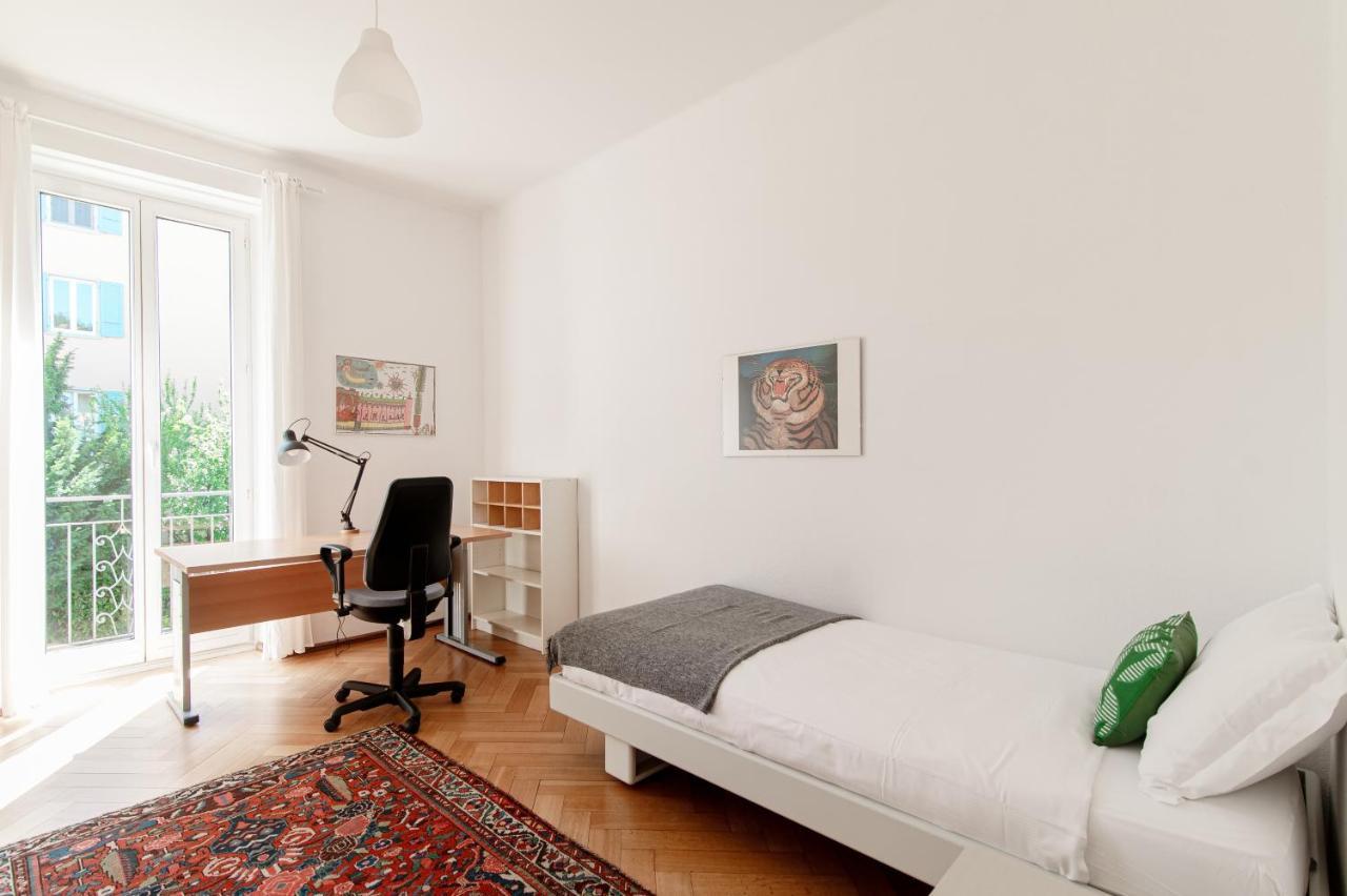 Giuka Apartment By Quokka 360 - Close To The Station Massagno Exteriör bild