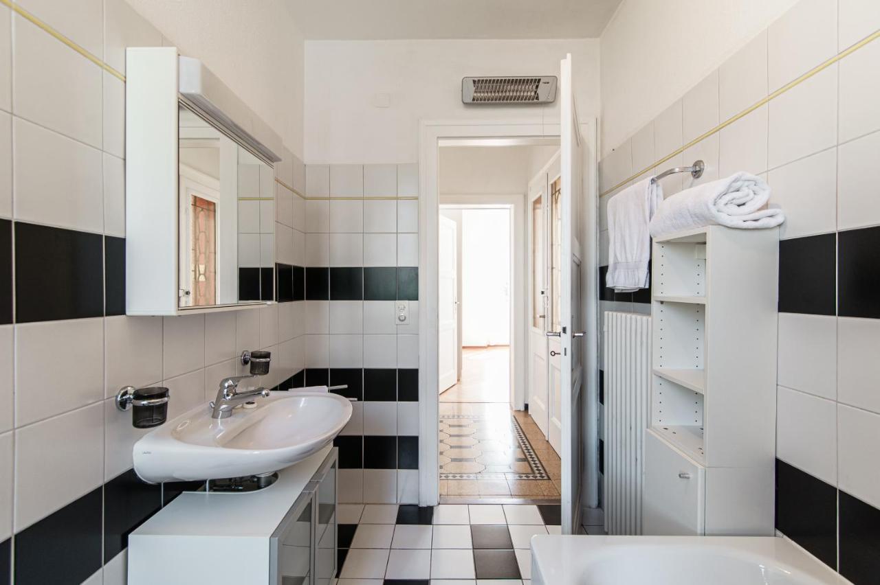 Giuka Apartment By Quokka 360 - Close To The Station Massagno Exteriör bild